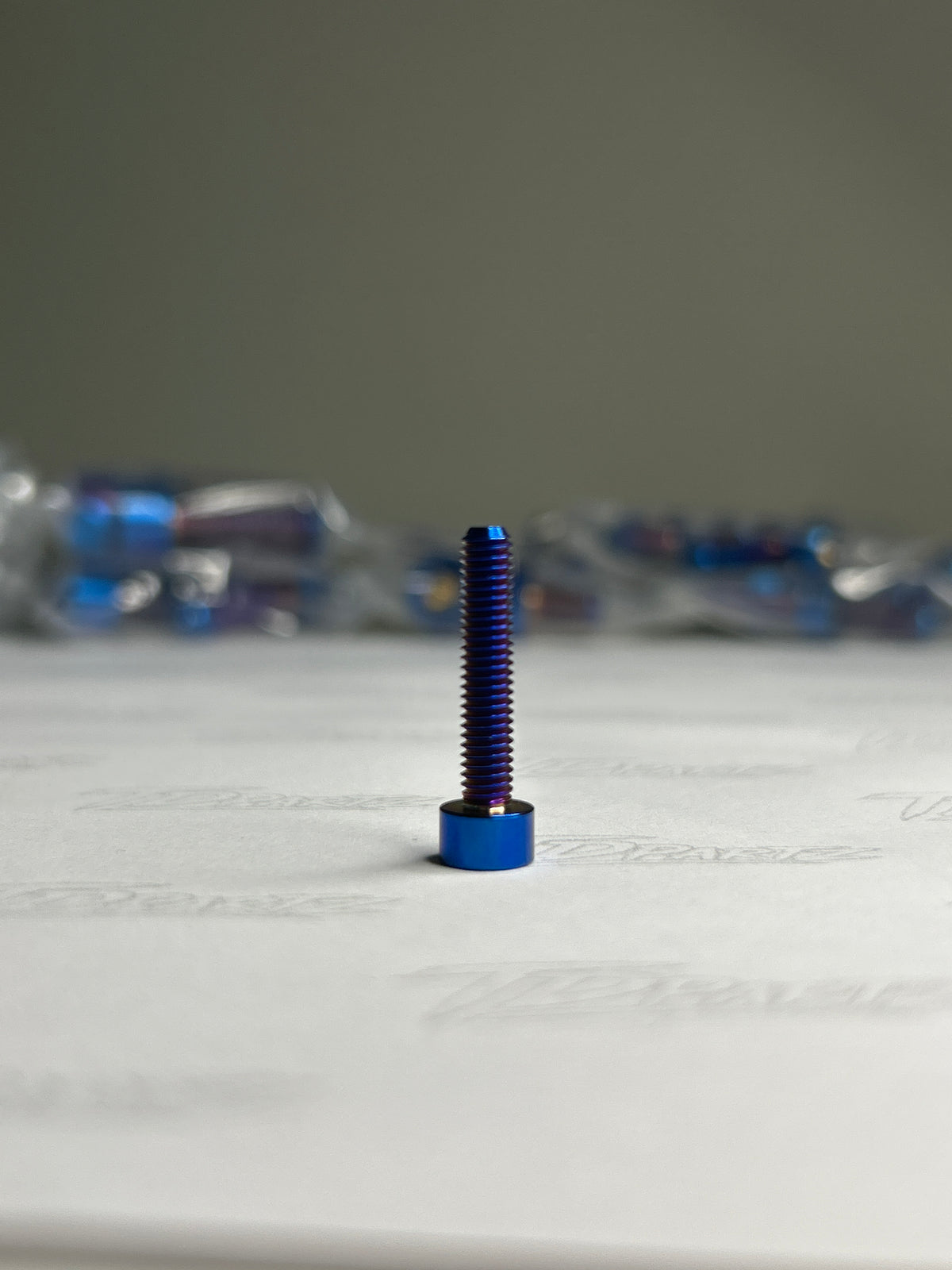 Tuttio Throttle Bolt (set of 1)