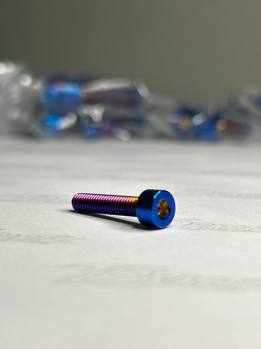 Tuttio Throttle Bolt (set of 1)